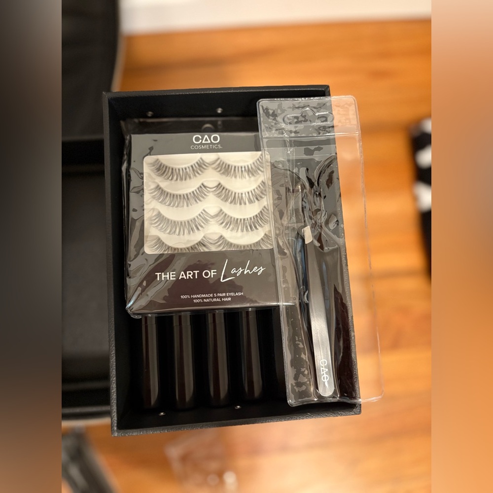 CAO makeup - Picture 4 of 16